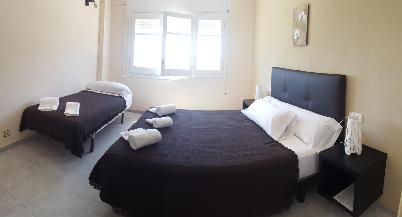 Hotel Beach Playa Кастельдафелс Екстер'єр фото