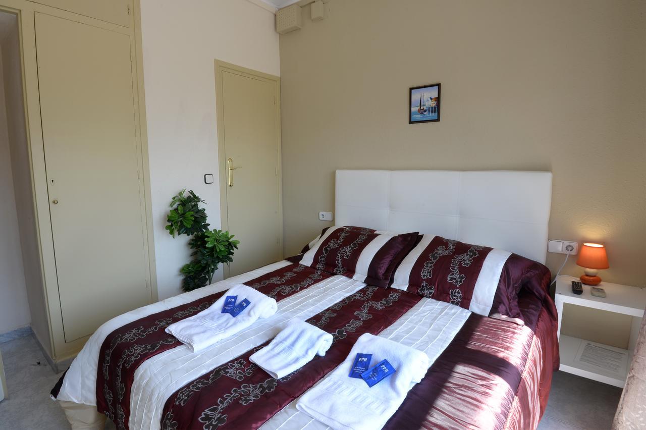 Hotel Beach Playa Кастельдафелс Екстер'єр фото